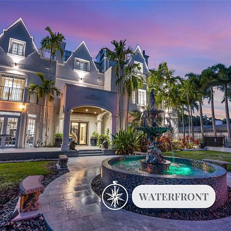 The Modern Castle Canal View Access Rooftop Living Greenhouse Vlllas Fort Lauderdale Esterno foto