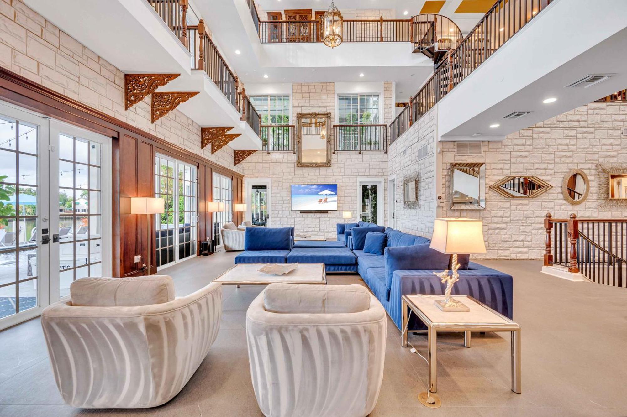 The Modern Castle Canal View Access Rooftop Living Greenhouse Vlllas Fort Lauderdale Esterno foto