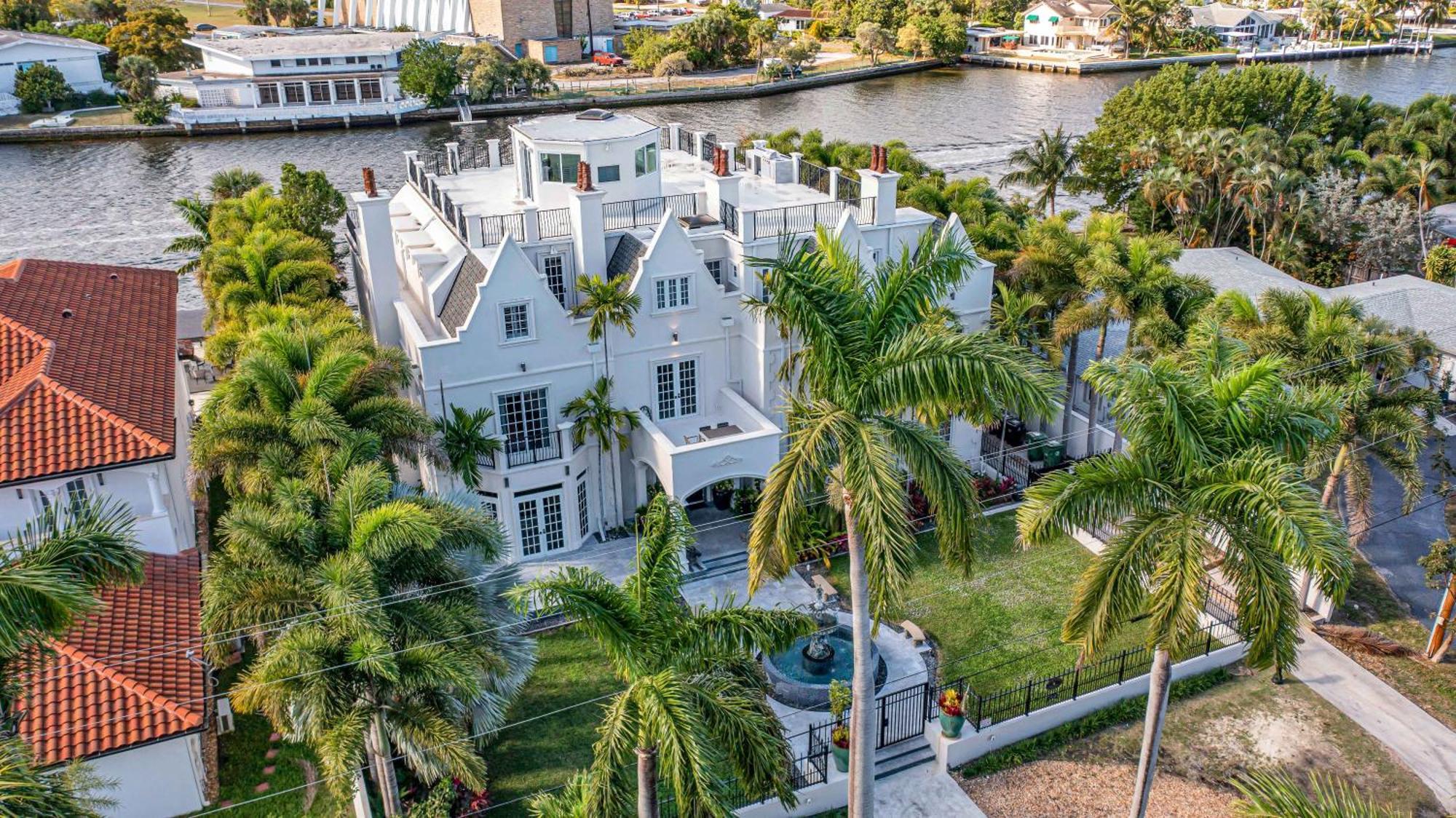 The Modern Castle Canal View Access Rooftop Living Greenhouse Vlllas Fort Lauderdale Esterno foto
